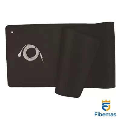 Conductive rubber grounding pad