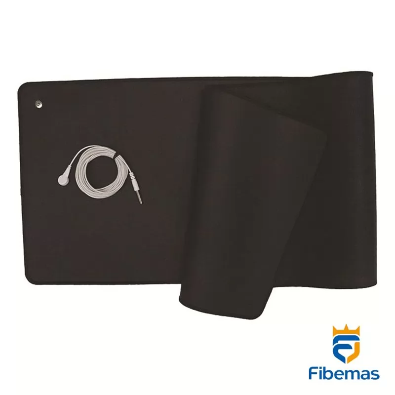 Conductive rubber grounding pad